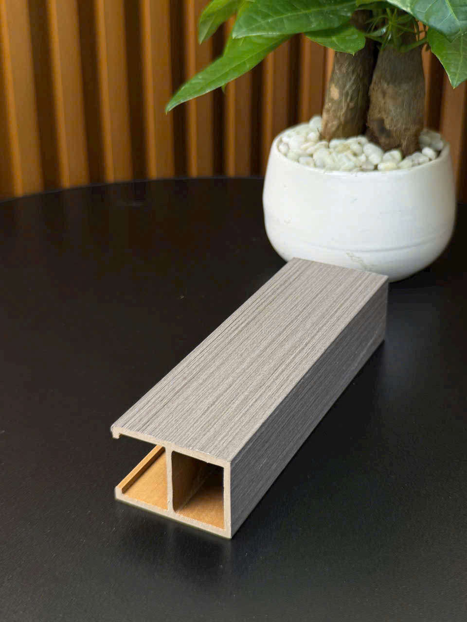 lam-treo-tran-40x60x3000mm-02