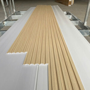 Tấm ốp lam 5 sóng nhựa giả gỗ to2